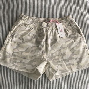 New with tags! ⭐️ Vineyard Vines Shorts